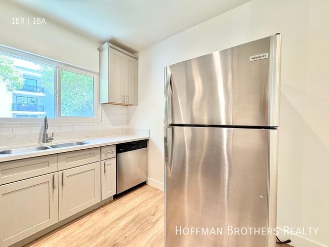 Photo - 859 S New Hampshire Ave Unidad 101