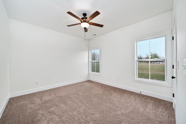 Photo - 203 Baylor Ct