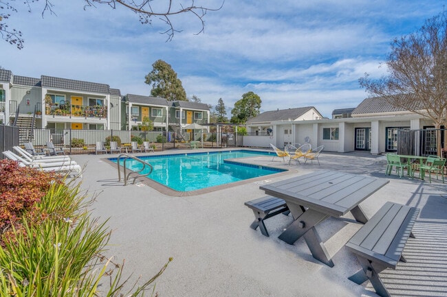 Napa Green Apartments