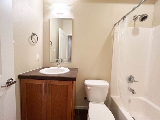 Photo - Spacious 3BR/3.5BA Townhome in Desirable E...