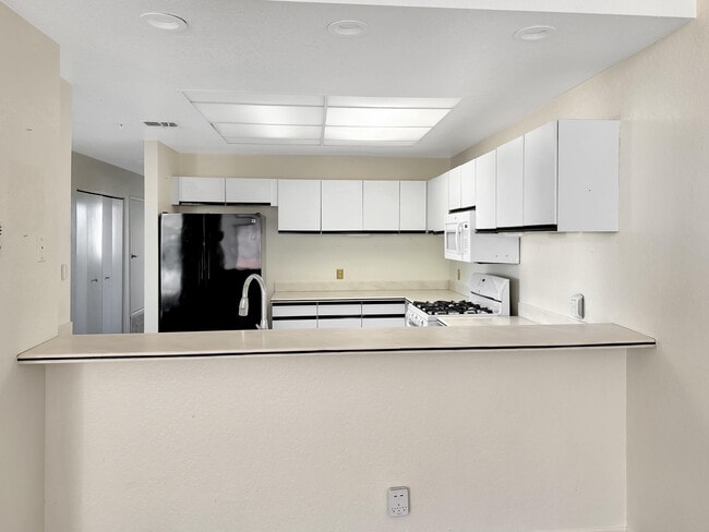 Photo - 2601 S Broadmoor Dr Unit 66