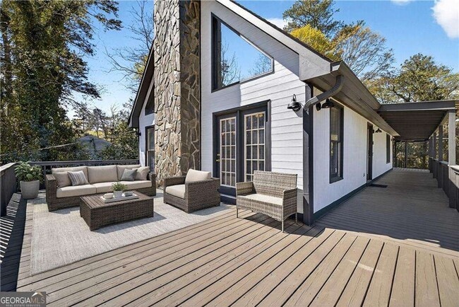 Photo - 720 Corbin Ave