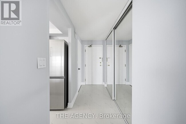 Photo - 90 Dale Ave Unité PH3