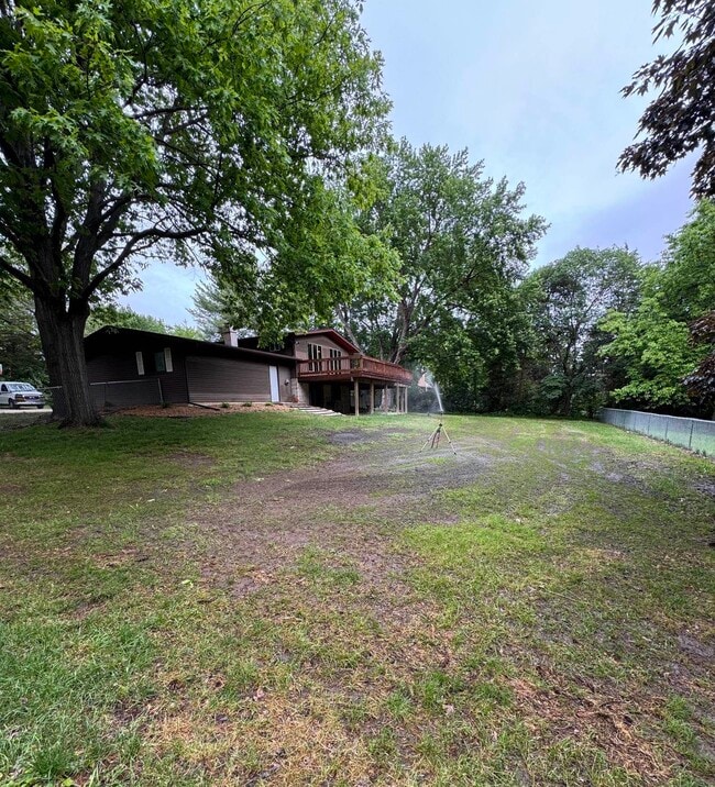 Photo - 7705 E Rockton Rd