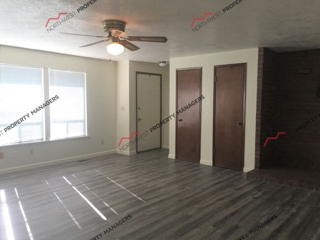 Photo - 723-725 S Gold St Unit 723 S Gold St
