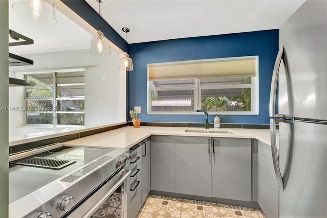 Photo - 517 S 19th Ave