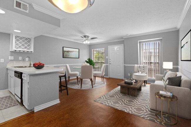 Photo - Galleria Oaks