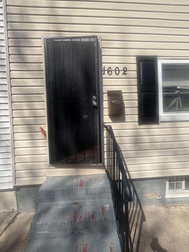 Photo - Charming 2BR House in Baltimore, MD 21226
