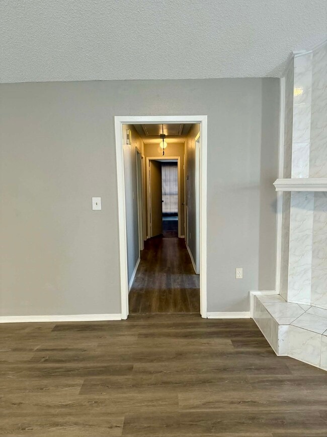 Photo - 6534 Briar Glade Dr