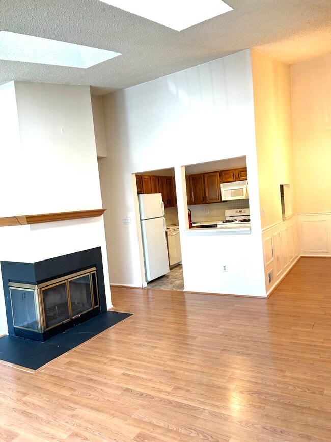 Building Photo - 102 Woodward Ln Unit 102 Woodward Lane