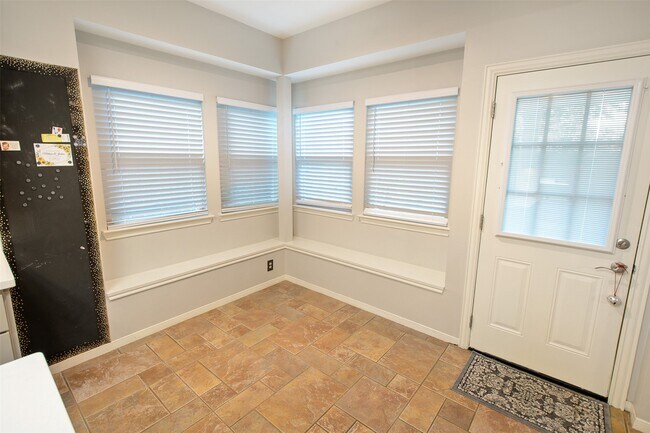 Photo - 14639 Oak Chase Dr
