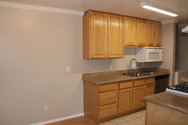 Photo - Updated, Upstairs 2 Bedroom, 2 Bathroom Co... Condo