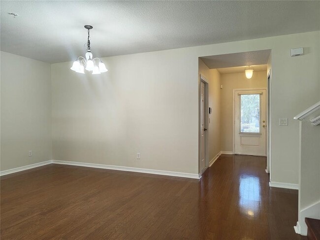 Photo - 2023 Lacie Jo Ln