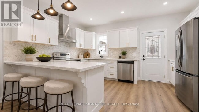 Photo - 53 1/2 KINRADE AVENUE