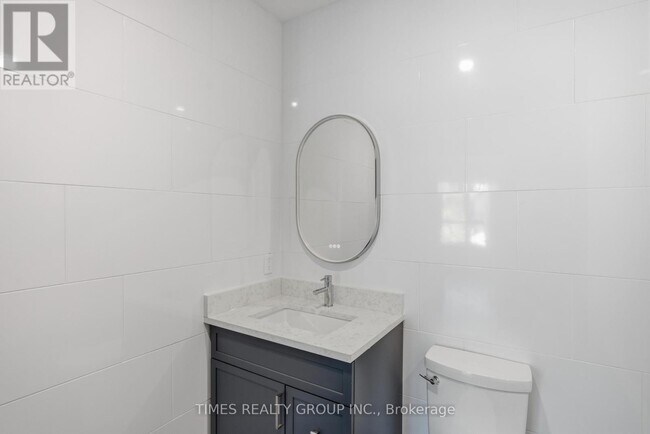 Photo - 369 Hunter St W Unit 104