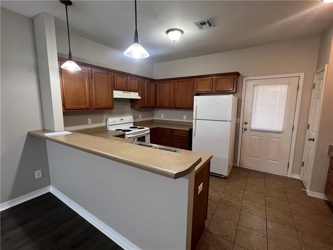 Photo - 3014 SE J St Unit 20