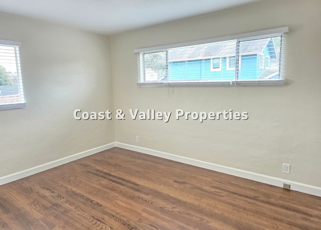 601 Forest Ave Unidad 601 Forest Avenue #2