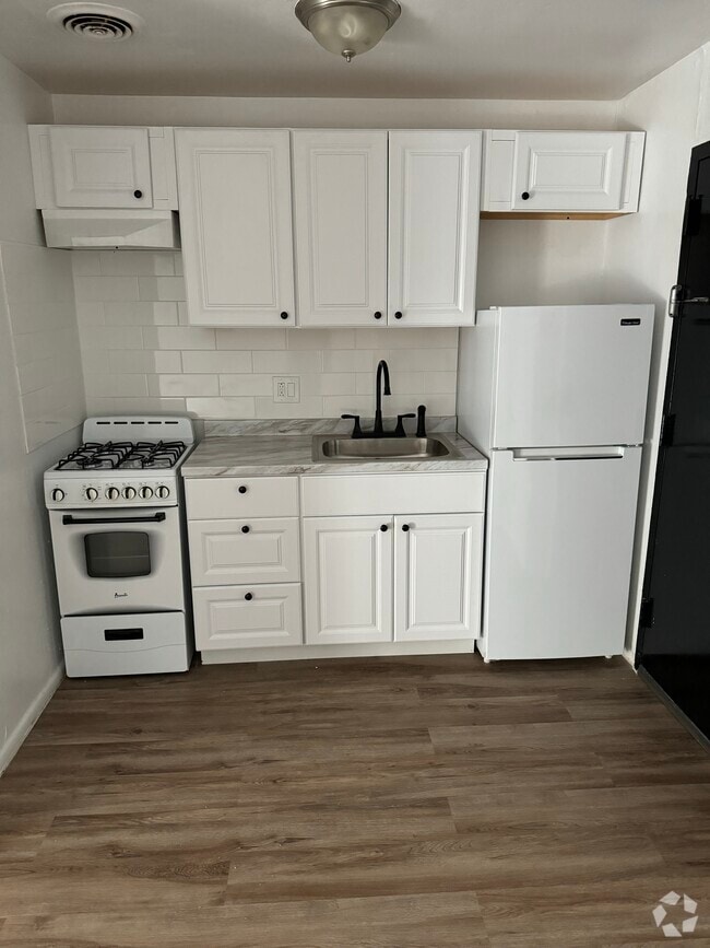Building Photo - 342 Stuyvesant Ave Unit 12 Rental