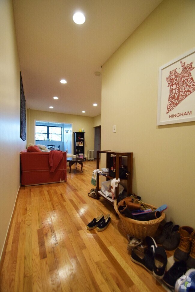 Building Photo - 317 Summit Ave Unit 7 Rental