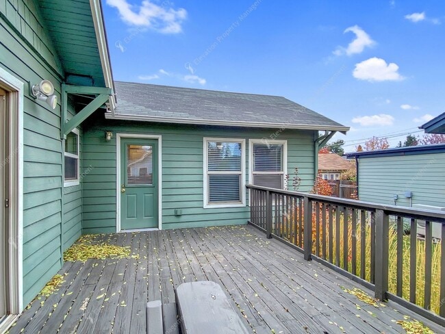 Photo - PRIME 3BR - 2BA Walkable RIVER WEST HOME