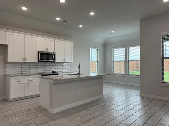 831 Rosebud Trl