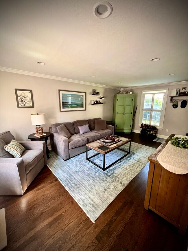 Photo - 1125 Hillsview Terrace