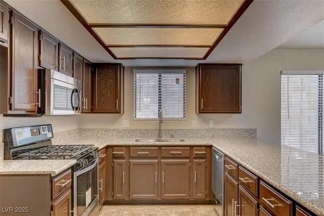 Building Photo - 9540 Sunken Reef Cir Rental