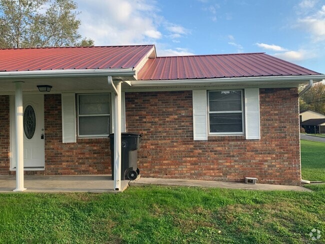 Building Photo - Seals Lane 3052-3058 (Duplex) Unit 3052 Seals Lane (R) Rental