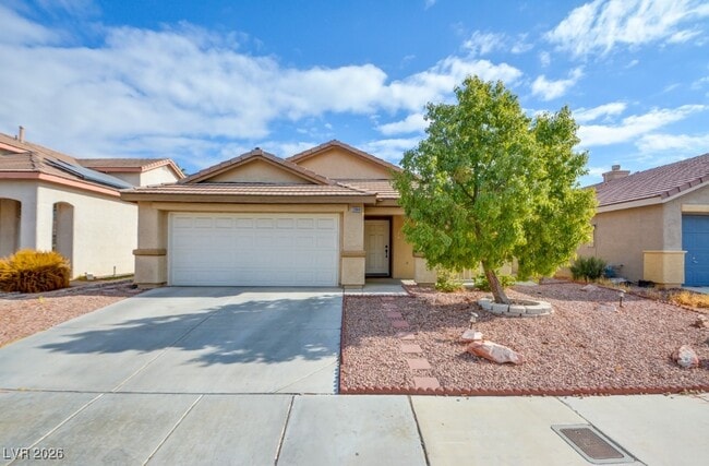 Photo - 2300 Steinke Ln