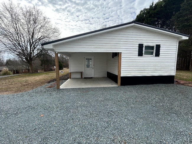 Photo - 1016 Boyd Allman Rd