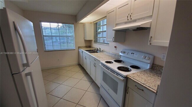 Photo - 2605 SE 21st Ct