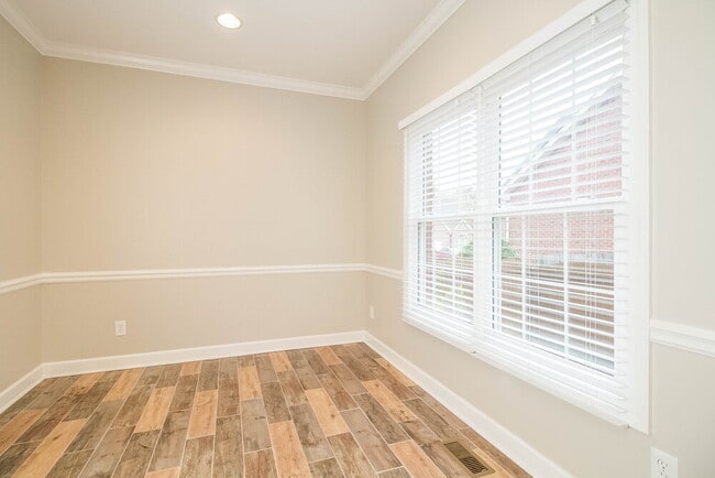 Photo - 411 Carmel Dr