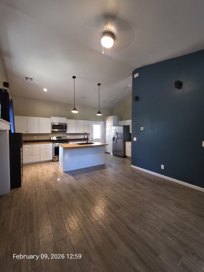 Photo - 763 E Cherokee St