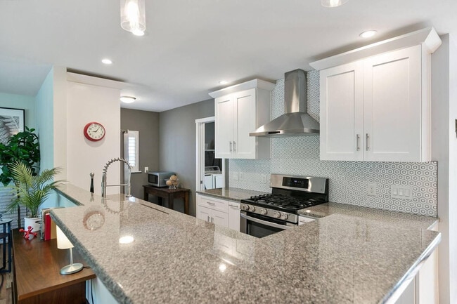 Photo - 3296 S Grape St Unit ID1013118P