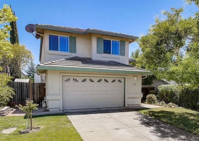 Photo - Spectacular FOLSOM 4/3 - Waiting For You! Please Read Entire Ad For Viewings!