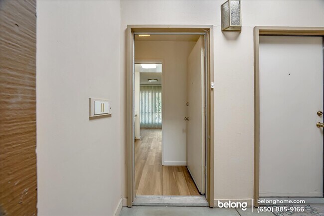 Photo - 121 Buckingham Dr Condo Unit 11