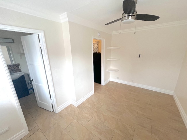 Photo - 212 N Coast Hwy Unit 14