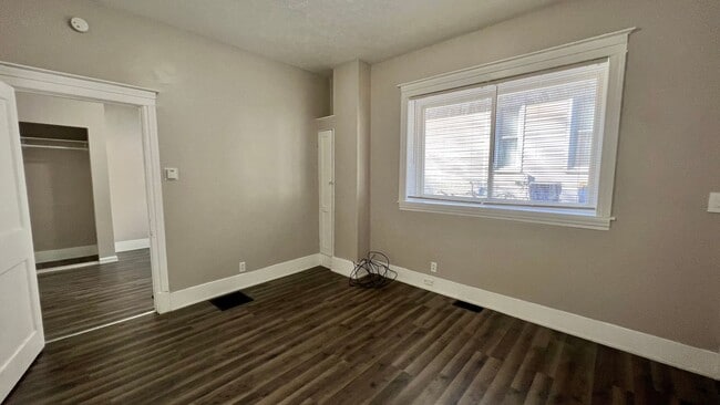 Photo - 860 Tenth NW Unidad Apt B2