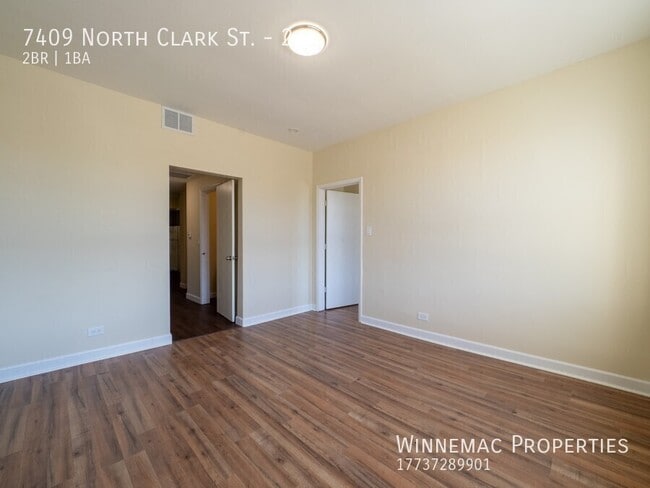 Photo - 7409 N Clark St Unit 2