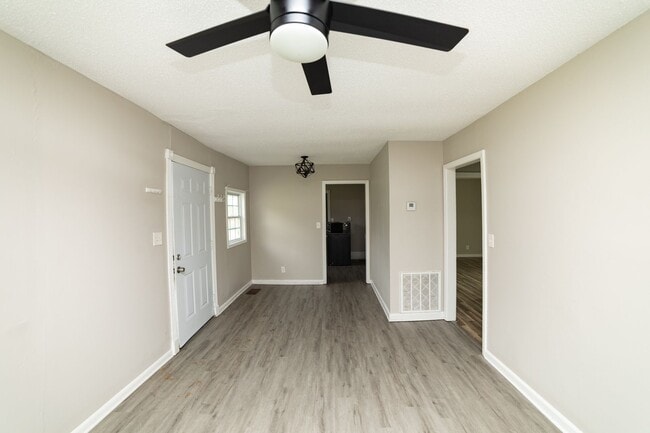 Photo - Charming 4BR/2BA Home in South Nashville –...