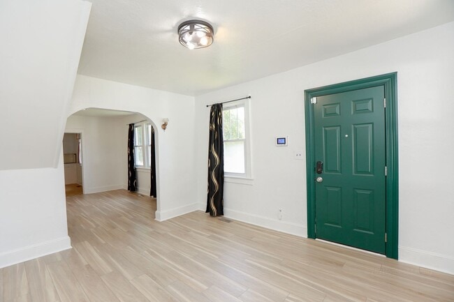 Photo - Cape Cod with huge yard-Move in Now