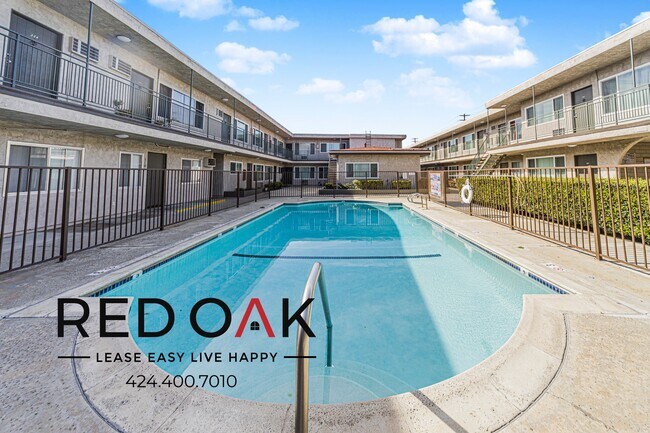 Photo - 8040 Reseda Blvd Unidad 238