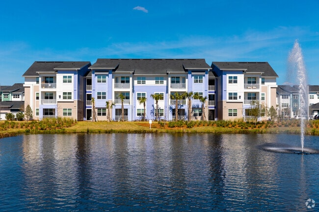 10105 Selten Way Orlando, FL 32827