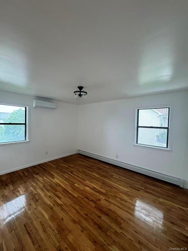 Photo - 376 Newbridge Rd
