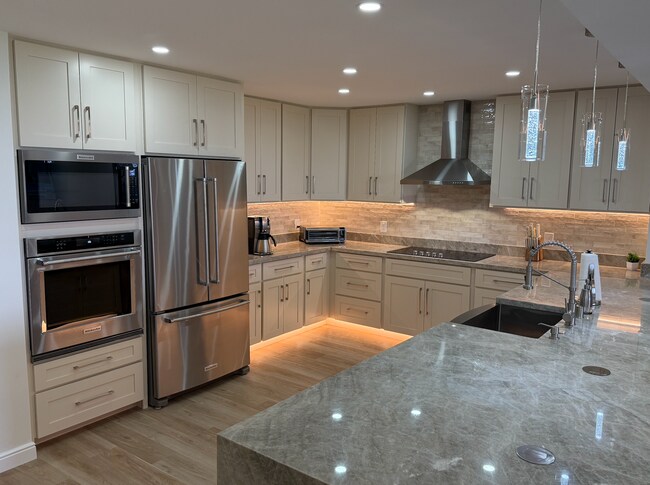 Photo - 50 Puu Anoano St Unit 3105