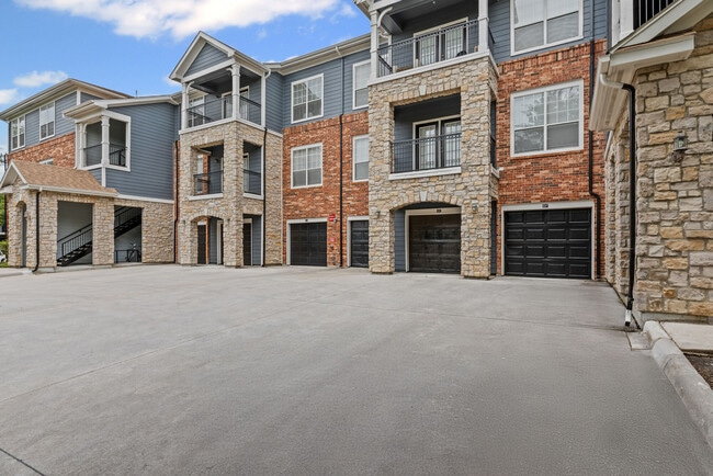 Settler's Gate apartments — community photo