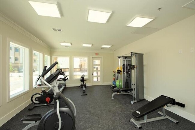 Photo - 1202 W Whitestone Blvd Unit b1