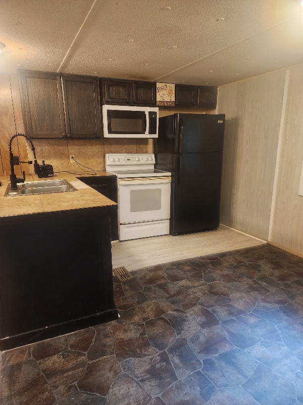 Building Photo - 10378 Camp Mack Rd Rental