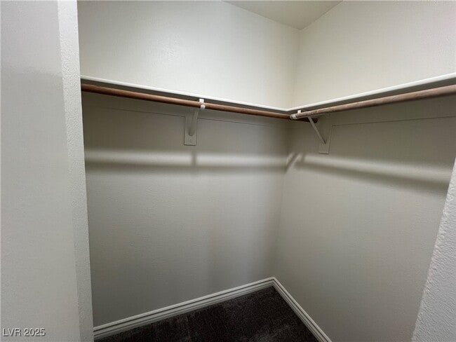 Building Photo - 5586 Lago Ct Rental