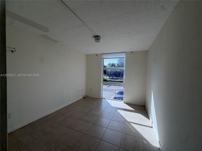 Photo - 16851 NE 23rd Ave Unit B214